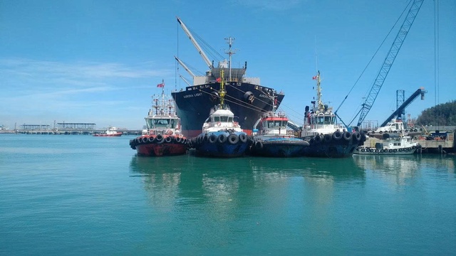 Chủ tịch UBND tỉnh Quảng Ngãi: Tạo đột phá, đưa tỉnh phát triển mạnh mẽ- Ảnh 2. Chủ tịch UBND tỉnh Quảng Ngãi: Tạo đột phá, đưa tỉnh phát triển mạnh mẽ- Ảnh 2.