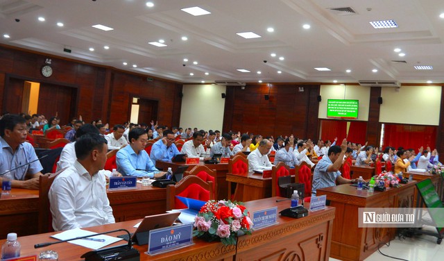 Đắk Lắk hỗ trợ hơn 50 tỷ đồng cho gần 1.000 cán bộ làm việc tại trung tâm hành chính mới - Ảnh 4.