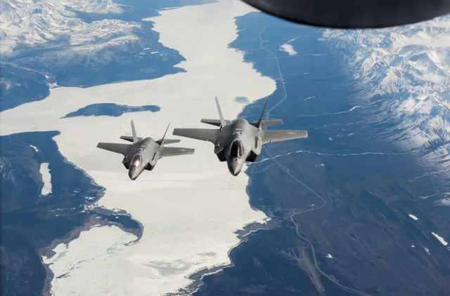 Không phải ai cũng có thể mua tiêm kích F-35 tối tân, lý do là gì?- Ảnh 1. Không phải ai cũng có thể mua tiêm kích F-35 tối tân, lý do là gì?- Ảnh 1.