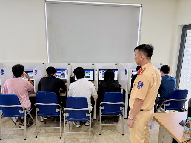 Các bước tích hợp bằng lái xe khi vừa thi đậu sát hạch lên VNeID  - Ảnh 1.