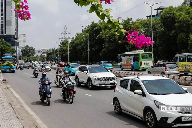 Hà Nội đề xuất 3 mức hỗ trợ bằng tiền mặt để người dân chuyển đổi sang xe điện - Ảnh 1.