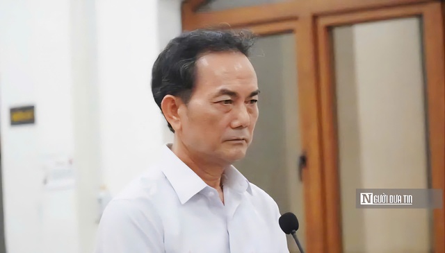 Cựu Phó Chủ tịch UBND tỉnh Đồng Nai Võ Văn Chánh hầu tòa- Ảnh 2. Cựu Phó Chủ tịch UBND tỉnh Đồng Nai Võ Văn Chánh hầu tòa- Ảnh 2.