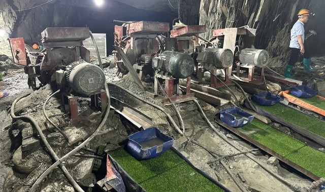 Sơn La: Bắt gần 60 người khai thác vàng trái phép - Ảnh 3.