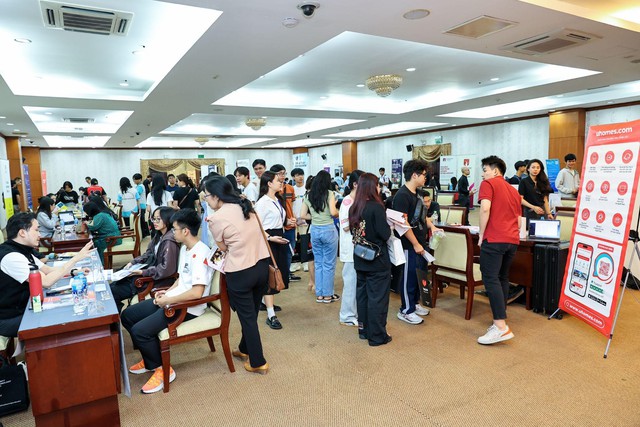 Triển lãm Bản đồ Du học 5 Châu tại TP.HCM: Gặp gỡ hơn 30 trường quốc tế, săn học bổng đến 100% - Ảnh 1.