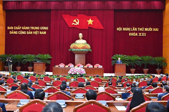 Thông báo Hội nghị lần thứ 12 Ban Chấp hành Trung ương Đảng- Ảnh 1.