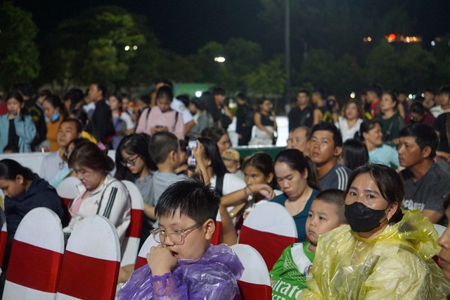 Đặc sắc màn biểu diễn võ cổ truyền trong đêm khai mạc- Ảnh 12.