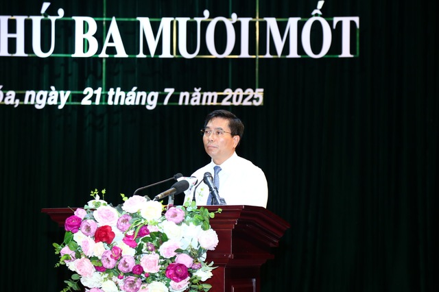 Bí thư Tỉnh ủy Thanh Hóa: "Giám đốc đi vắng, nhân viên ốm" nhà đầu tư không mua được hồ sơ đấu giá đất- Ảnh 1. Bí thư Tỉnh ủy Thanh Hóa: "Giám đốc đi vắng, nhân viên ốm" nhà đầu tư không mua được hồ sơ đấu giá đất- Ảnh 1.