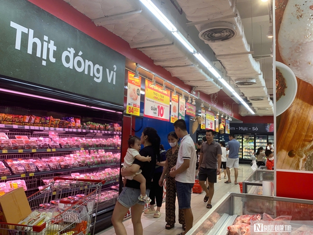 Nghệ An: Thịt lợn chợ truyền thống ế ẩm vì dịch, siêu thị đắt khách - Ảnh 5.