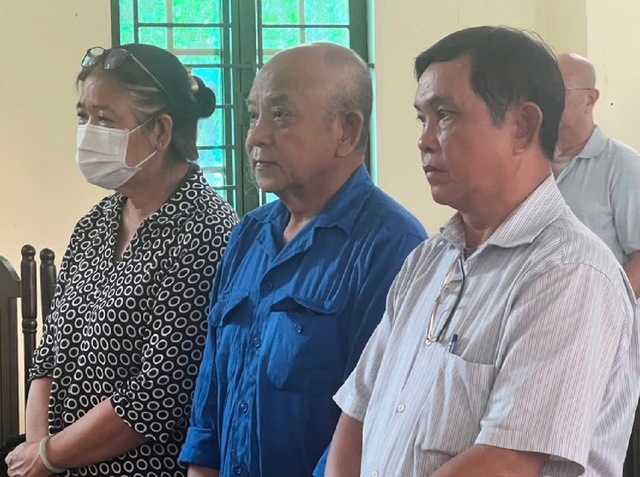 Khi nào tuyên án vợ chồng nguyên giám đốc Công ty Tân Tân?- Ảnh 1. Khi nào tuyên án vợ chồng nguyên giám đốc Công ty Tân Tân?- Ảnh 1.