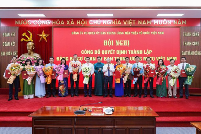 Ông Đỗ Văn Chiến làm Bí thư Đảng ủy Cơ quan Ủy ban Trung ương MTTQ Việt Nam- Ảnh 3. Ông Đỗ Văn Chiến làm Bí thư Đảng ủy Cơ quan Ủy ban Trung ương MTTQ Việt Nam- Ảnh 3.
