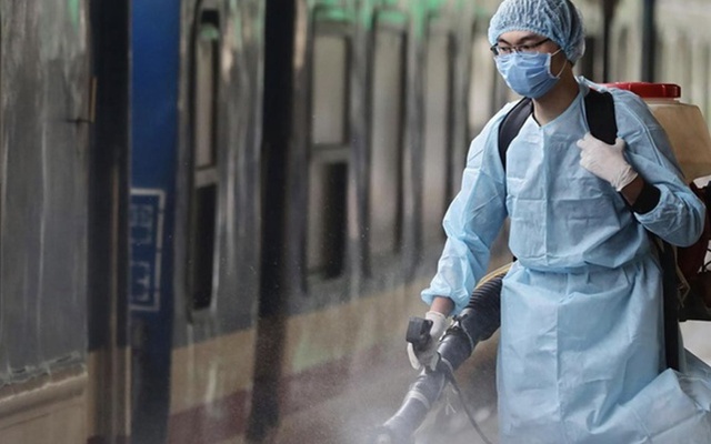 Sốt xuất huyết có xu hướng tăng, Bộ Y tế yêu cầu phòng chống lây nhiễm chéo trong bệnh viện - Ảnh 2.