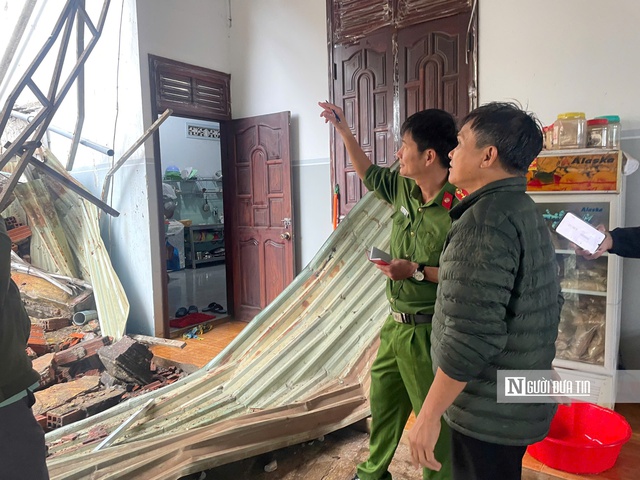 Gia Lai:Sập tường rào Bến xe khách Đức Long gây thiệt hại tài sản của dân xung quanh- Ảnh 4. Gia Lai:Sập tường rào Bến xe khách Đức Long gây thiệt hại tài sản của dân xung quanh- Ảnh 4.