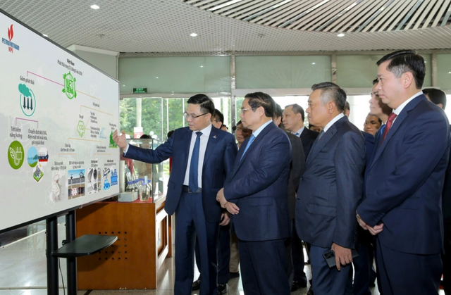 Khát vọng của Đảng ủy Petrovietnam: Không để lỡ "chuyến tàu" chuyển đổi số và đổi mới sáng tạo - Ảnh 1.