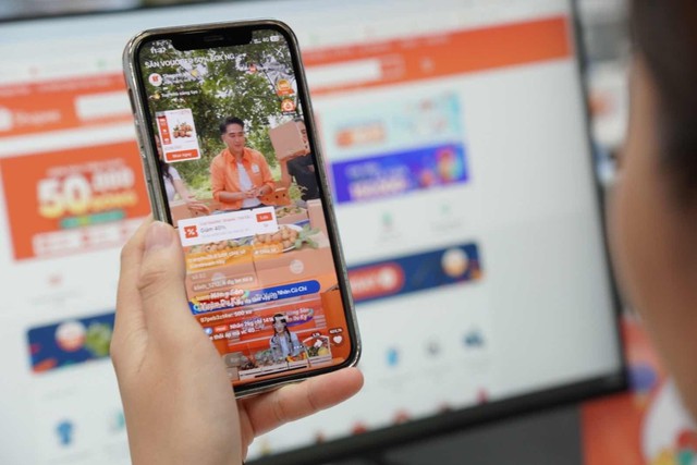 Áp lực kép, hàng chục nghìn shop rời sàn TMĐT trong nửa đầu năm- Ảnh 1. Áp lực kép, hàng chục nghìn shop rời sàn TMĐT trong nửa đầu năm- Ảnh 1.