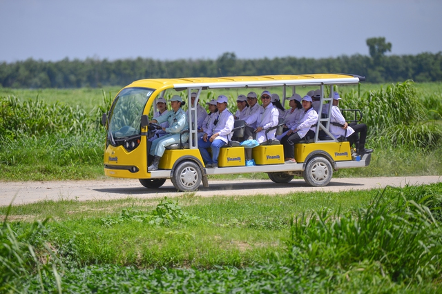 “Mở khóa tự nhiên”: Vinamilk biến rào cản thành vòng tuần hoàn xanh tại trang trại sinh thái - Ảnh 2.