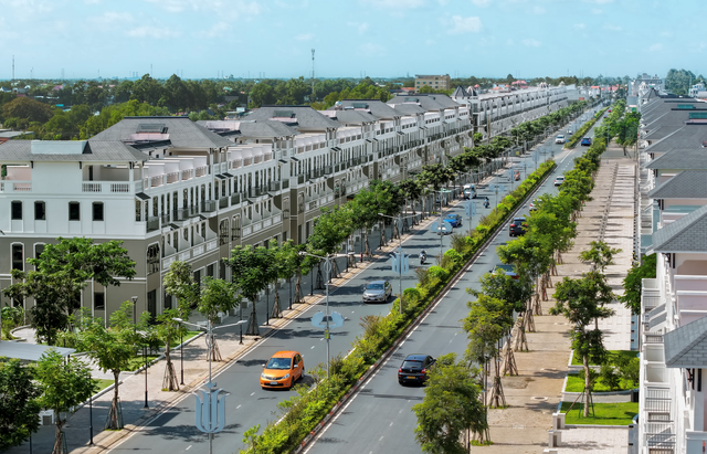 Đầu tư an toàn với BĐS sẵn sàng bàn giao tại cửa ngõ Tây TP.HCM - Ảnh 1.