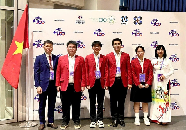 Thành tích ấn tượng của 2 học sinh Hà Nội đoạt giải Olympic Sinh học quốc tế- Ảnh 1. Thành tích ấn tượng của 2 học sinh Hà Nội đoạt giải Olympic Sinh học quốc tế- Ảnh 1.