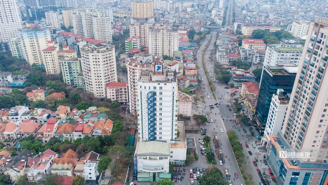 Giá chung cư tại Hà Nội và Tp.Hồ Chí Minh đạt mức cao nhất gần một thập kỷ - Ảnh 2.