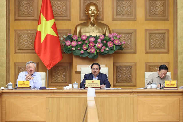 Chính phủ sẽ họp hằng tuần để hoàn thiện bộ máy chính quyền địa phương 2 cấp - Ảnh 2.