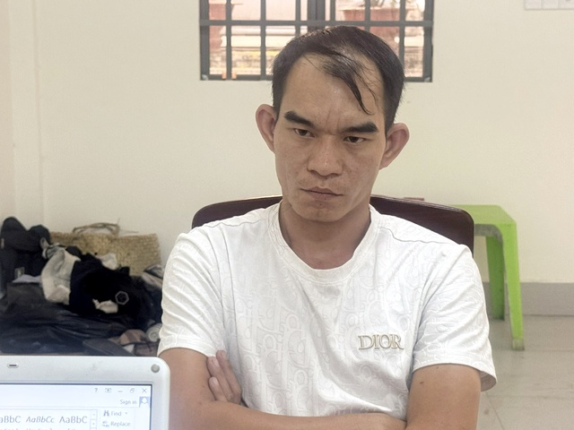 Tây Ninh: Tìm bị hại trong vụ giả danh “hiệp sĩ” lừa tiền giải cứu người bị lừa bán sang Campuchia- Ảnh 1. Tây Ninh: Tìm bị hại trong vụ giả danh “hiệp sĩ” lừa tiền giải cứu người bị lừa bán sang Campuchia- Ảnh 1.