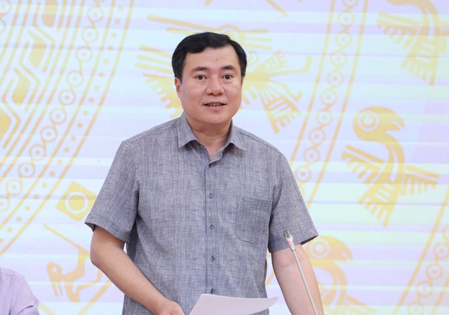 Chuẩn bị trình luật mới, Bộ Công Thương siết quản lý thuế với người bán hàng online- Ảnh 1.