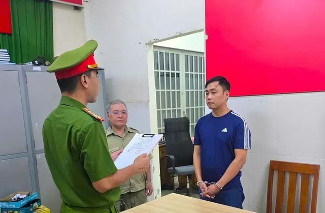 Bắt đối tượng lừa đảo hơn 1,3 tỷ đồng thông qua hình thức xuất khẩu lao động - Ảnh 1.