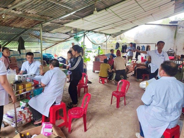 Tổ chức WHO hỗ trợ Nghệ An trong công tác phòng, chống dịch bệnh mùa mưa lũ. - Ảnh 4.