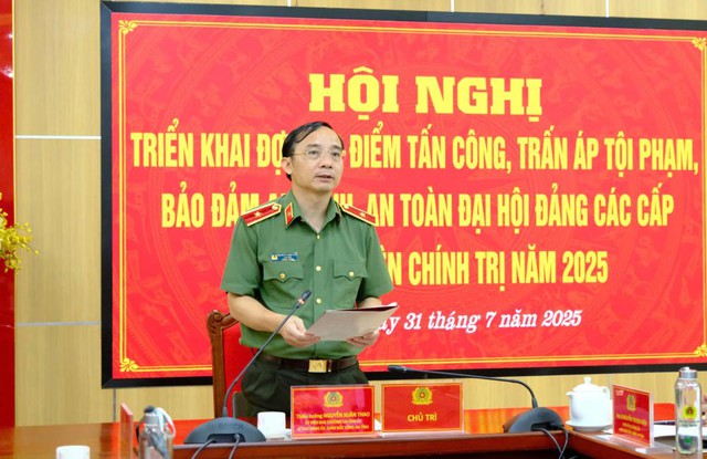 Hà Tĩnh: Ra quân tấn công, trấn áp tội phạm bảo đảm an ninh, an toàn Đại hội Đảng các cấp - Ảnh 1.