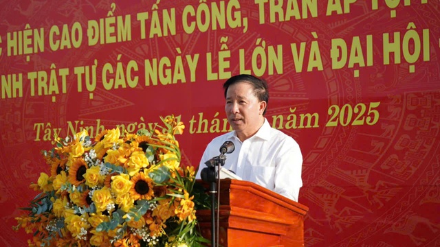 Tây Ninh ra quân cao điểm, trấn áp tội phạm, đảm bảo an ninh trật tự các ngày lễ lớn và Đại hội Đảng các cấp - Ảnh 1.