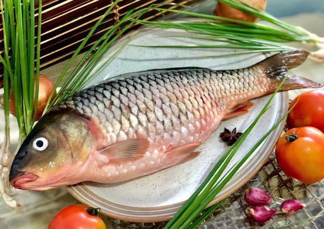 Loài cá "bổ không kém cá hồi", ở chợ Việt nhìn đâu cũng có- Ảnh 1. Loài cá "bổ không kém cá hồi", ở chợ Việt nhìn đâu cũng có- Ảnh 1.