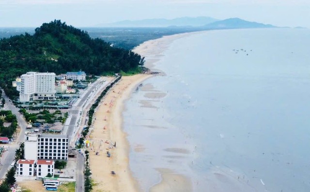Hà Tĩnh: Chính quyền “mở khóa”, thúc đẩy doanh nghiệp phát triển du lịch- Ảnh 1. Hà Tĩnh: Chính quyền “mở khóa”, thúc đẩy doanh nghiệp phát triển du lịch- Ảnh 1.