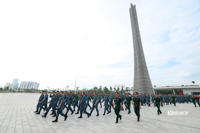 Chiến sĩ A80 khám phá hiện vật lịch sử tại Bảo tàng Lịch sử Quân sự Việt Nam- Ảnh 2. Chiến sĩ A80 khám phá hiện vật lịch sử tại Bảo tàng Lịch sử Quân sự Việt Nam- Ảnh 2.