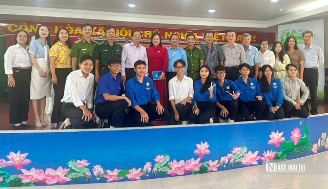 Hội Luật gia tỉnh An Giang: Công tác tư vấn pháp luật được lồng ghép với hoạt động tuyên truyền, giáo dục pháp luật- Ảnh 2. Hội Luật gia tỉnh An Giang: Công tác tư vấn pháp luật được lồng ghép với hoạt động tuyên truyền, giáo dục pháp luật- Ảnh 2.