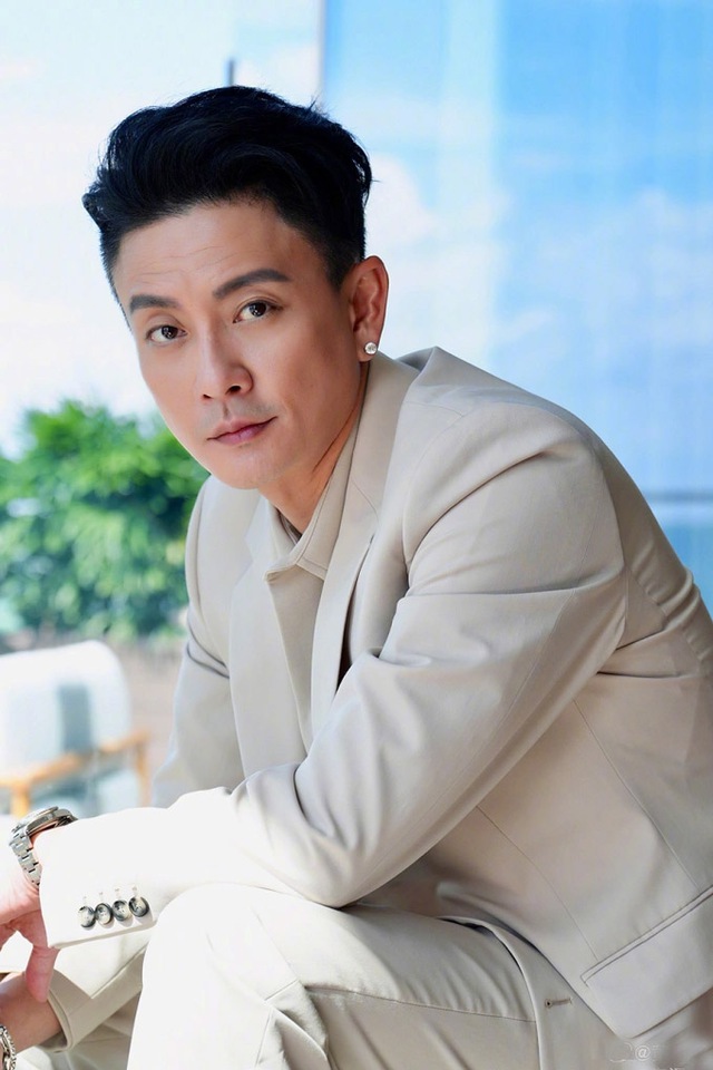 "Lãng tử" có tiếng đào hoa của showbiz, U50 không kết hôn vì lý do đặc biệt- Ảnh 1. "Lãng tử" có tiếng đào hoa của showbiz, U50 không kết hôn vì lý do đặc biệt- Ảnh 1.