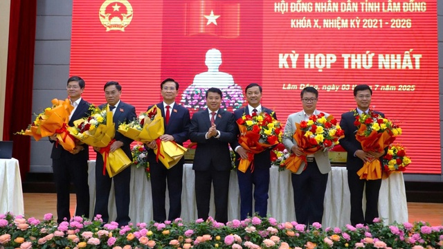 Lâm Đồng phân công nhiệm vụ của Chủ tịch và các Phó Chủ tịch UBND tỉnh- Ảnh 1. Lâm Đồng phân công nhiệm vụ của Chủ tịch và các Phó Chủ tịch UBND tỉnh- Ảnh 1.