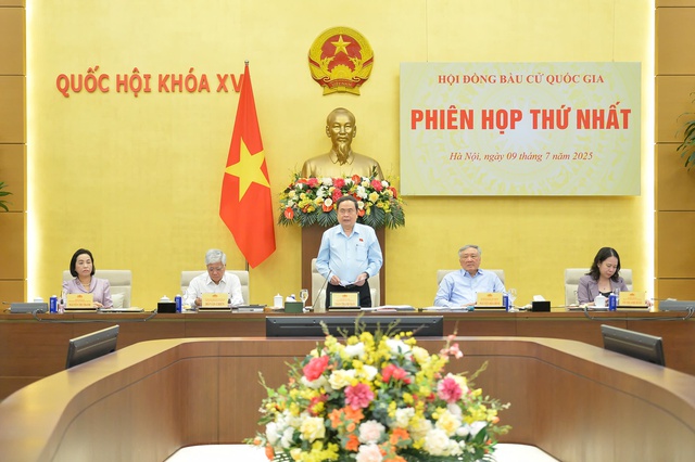 Bảo đảm dân chủ, kỷ cương, công khai, minh bạch trong bầu cử- Ảnh 1. Bảo đảm dân chủ, kỷ cương, công khai, minh bạch trong bầu cử- Ảnh 1.