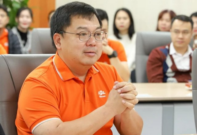Từng trượt đại học đến chủ tịch FPT Software: Ông Hoàng Nam Tiến đã "sống tận cùng đời sống" - Ảnh 2.
