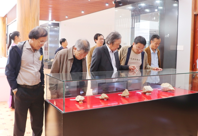 Gia Lai giao 6 sở, ngành hoàn thiện hồ sơ công nhận di sản thế giới cho quần thể Rộc Tưng – Gò Đá, đá cũ An Khê- Ảnh 1. Gia Lai giao 6 sở, ngành hoàn thiện hồ sơ công nhận di sản thế giới cho quần thể Rộc Tưng – Gò Đá, đá cũ An Khê- Ảnh 1.