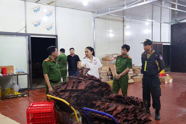 Khởi tố nữ giám đốc “biến” hàng nghìn tấn thịt trâu Ấn Độ thành trâu gác bếp Hà Giang - Ảnh 1.