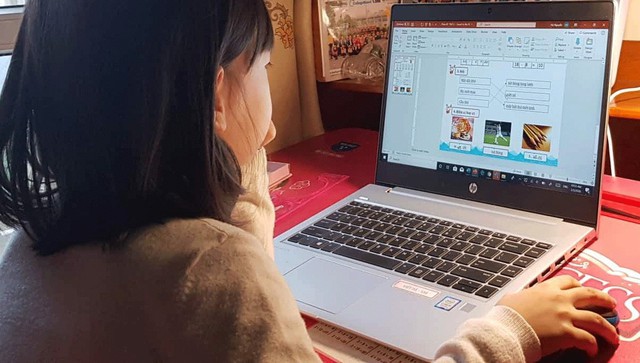 Bộ Y tế yêu cầu tăng cường bảo vệ trẻ em trên môi trường mạng- Ảnh 1.