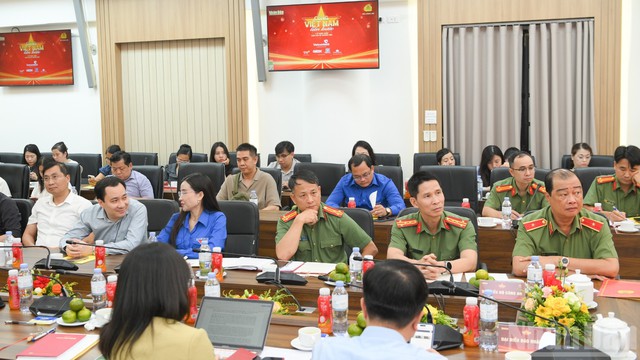 “Cùng Việt Nam tiến bước”: Lan tỏa những giá trị chưa từng có tiền lệ- Ảnh 2.