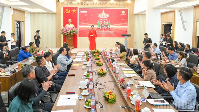 “Cùng Việt Nam tiến bước”: Lan tỏa những giá trị chưa từng có tiền lệ- Ảnh 1.