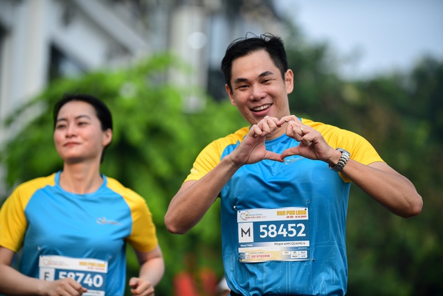Chạy giữa mùa trăng – Vietnam Airlines “Run For Love 2025” trở lại - Ảnh 2.