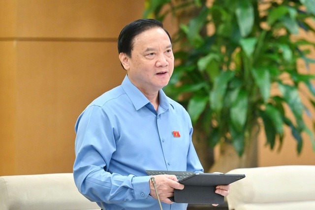 Bộ trưởng GD&ĐT: Kiểm soát chặt đào tạo đại học "3 ông thầy" sư phạm, y dược, pháp luật - Ảnh 2.