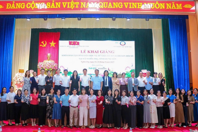 NGUYỄN HOÀNG ĐỒNG HÀNH PHONG TRÀO “BÌNH DÂN HỌC VỤ DỮ LIỆU” - Ảnh 1.