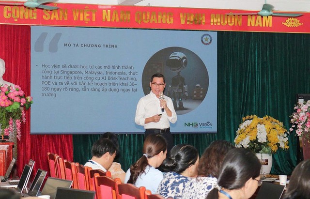 NGUYỄN HOÀNG ĐỒNG HÀNH PHONG TRÀO “BÌNH DÂN HỌC VỤ DỮ LIỆU” - Ảnh 2.