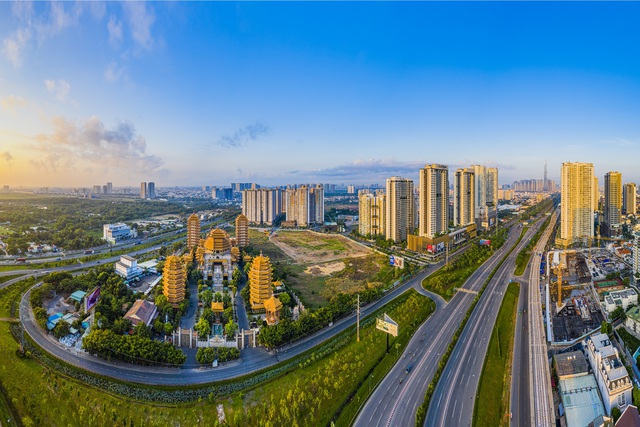 Lãnh đạo UBND Tp.HCM: Biến khát vọng phát triển thành các dự án cụ thể- Ảnh 3.