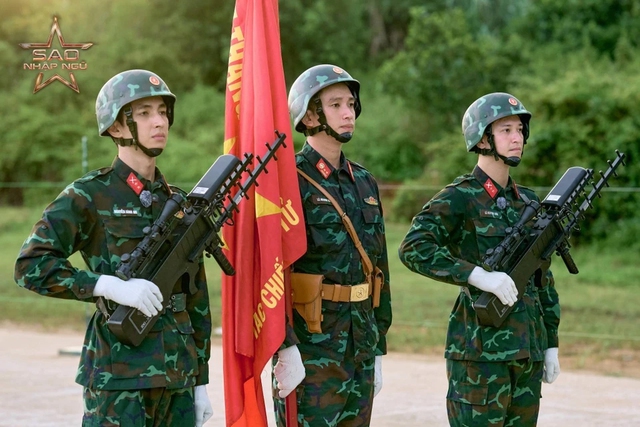 Thượng úy Lê Hoàng Hiệp xuất hiện gây sốt ở "Sao nhập ngũ" - Ảnh 1.