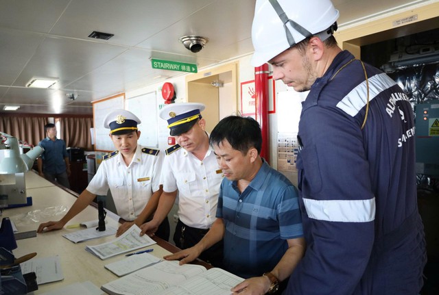 Hà Tĩnh: Lập chốt tại cửa khẩu, cảng biển để phòng dịch bệnh Chikungunya- Ảnh 1. Hà Tĩnh: Lập chốt tại cửa khẩu, cảng biển để phòng dịch bệnh Chikungunya- Ảnh 1.