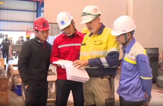 Trường hợp nào lao động nước ngoài được miễn giấy phép lao động khi làm việc tại Việt Nam? - Ảnh 1.